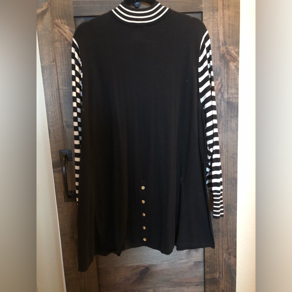 Soft tunic sweater by Susan Graver - Picture 2 of 5